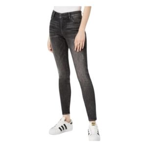 M1858 Kristen Skinny Ankle Jeans in Pebble Grey